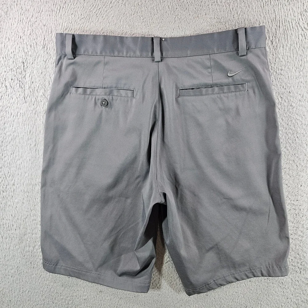 Nike Golf‎ Tour Performance Dri-FIT Shorts Mens 32 Gray Flat Front Stretch 11in
